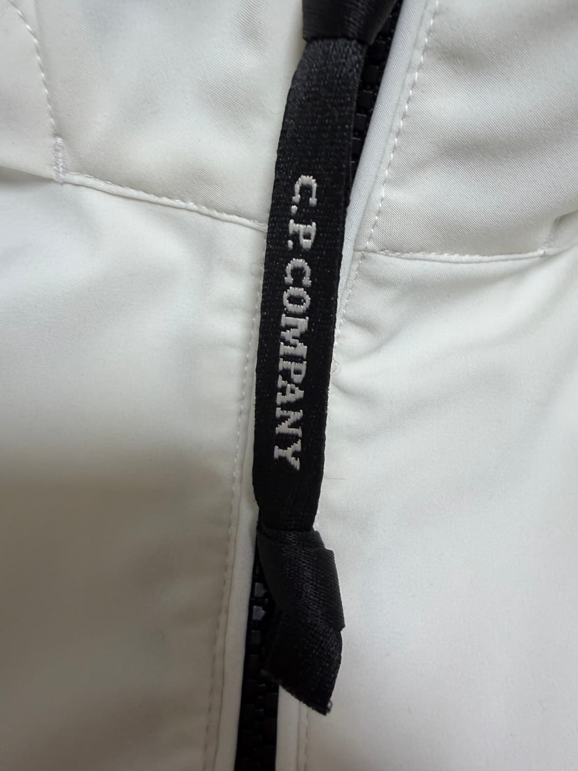 C.p 컴퍼니 쉘 R 고글 자켓 거즈 화이트 23ss 상품이미지2