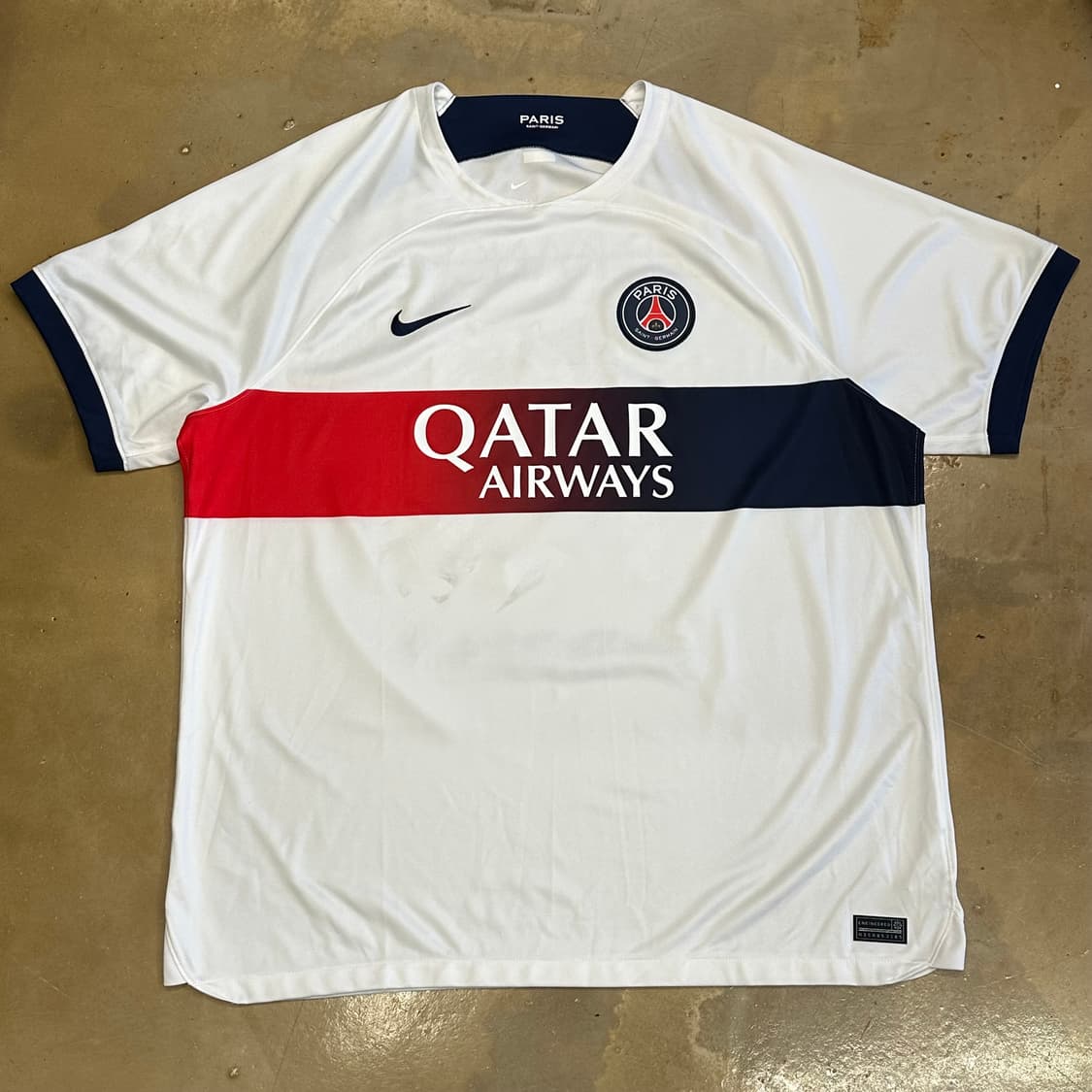 2XL 나이키 파리 생제르맹 23-24 PSG x 피마원 유니폼 이강인 상품이미지3