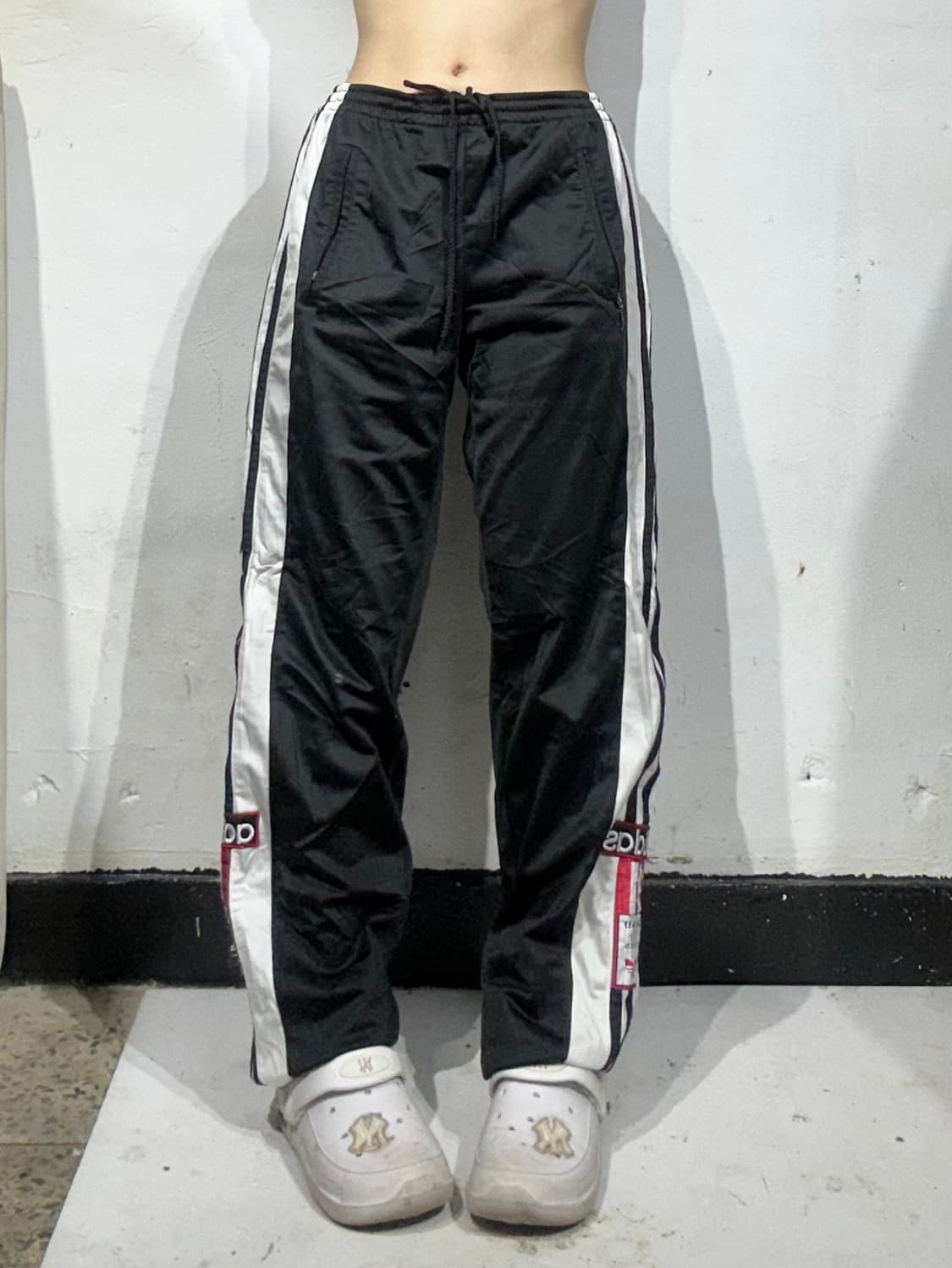 90s 아디다스 블랙 화이트 사이드 버튼 스냅 팬츠 추리닝 바지  상품이미지2