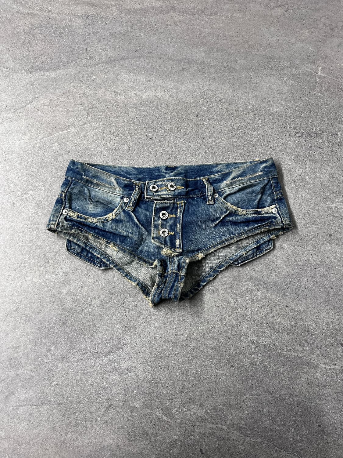 Button Fly Low-rise Denim Hotpants 상품이미지1