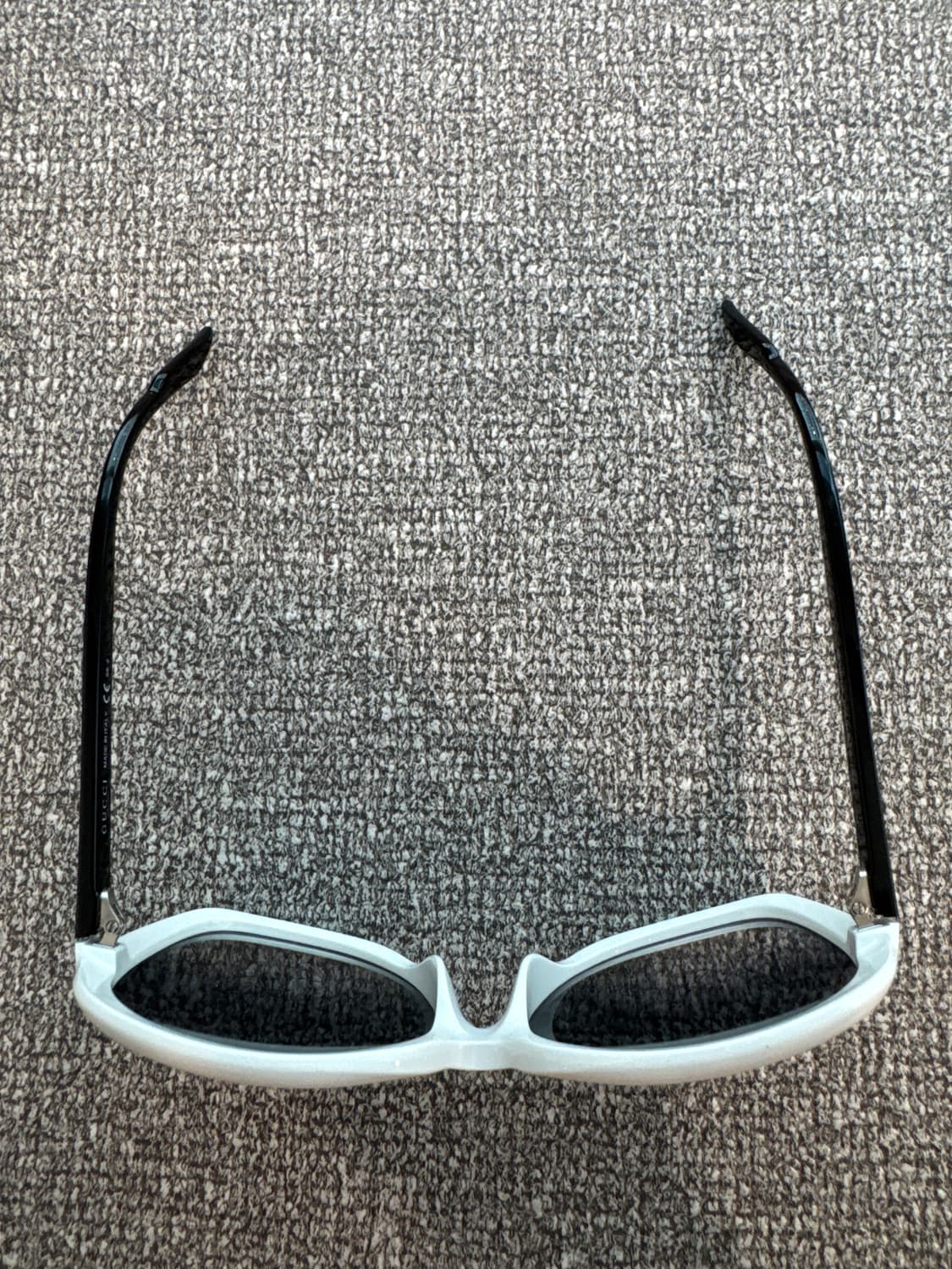 구찌 빈티지 빅프레임 화이트 선글라스  상품이미지3