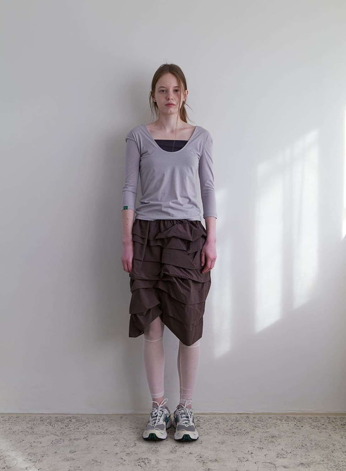 NOCONTENT Nylon Pintuck Mid Skirt(brown) 상품이미지2