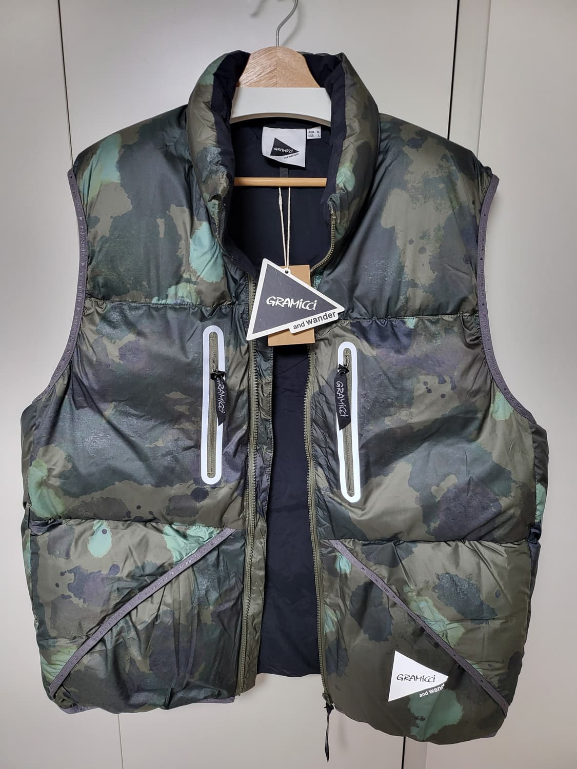 앤드원더 X 그라미치(and wander x GRAMICCI)  패딩조끼 상품이미지2