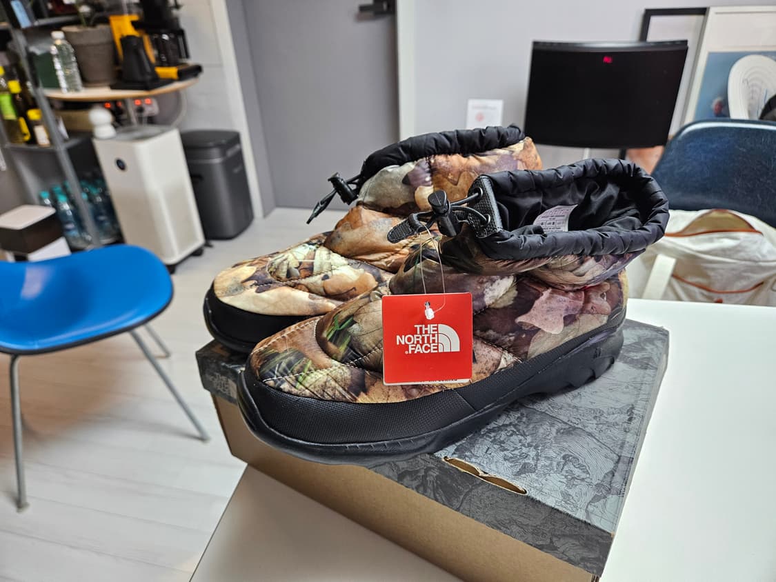 슈프림 x 노스페이스 리얼트리  눕시 부티 패딩부츠 270 상품이미지1