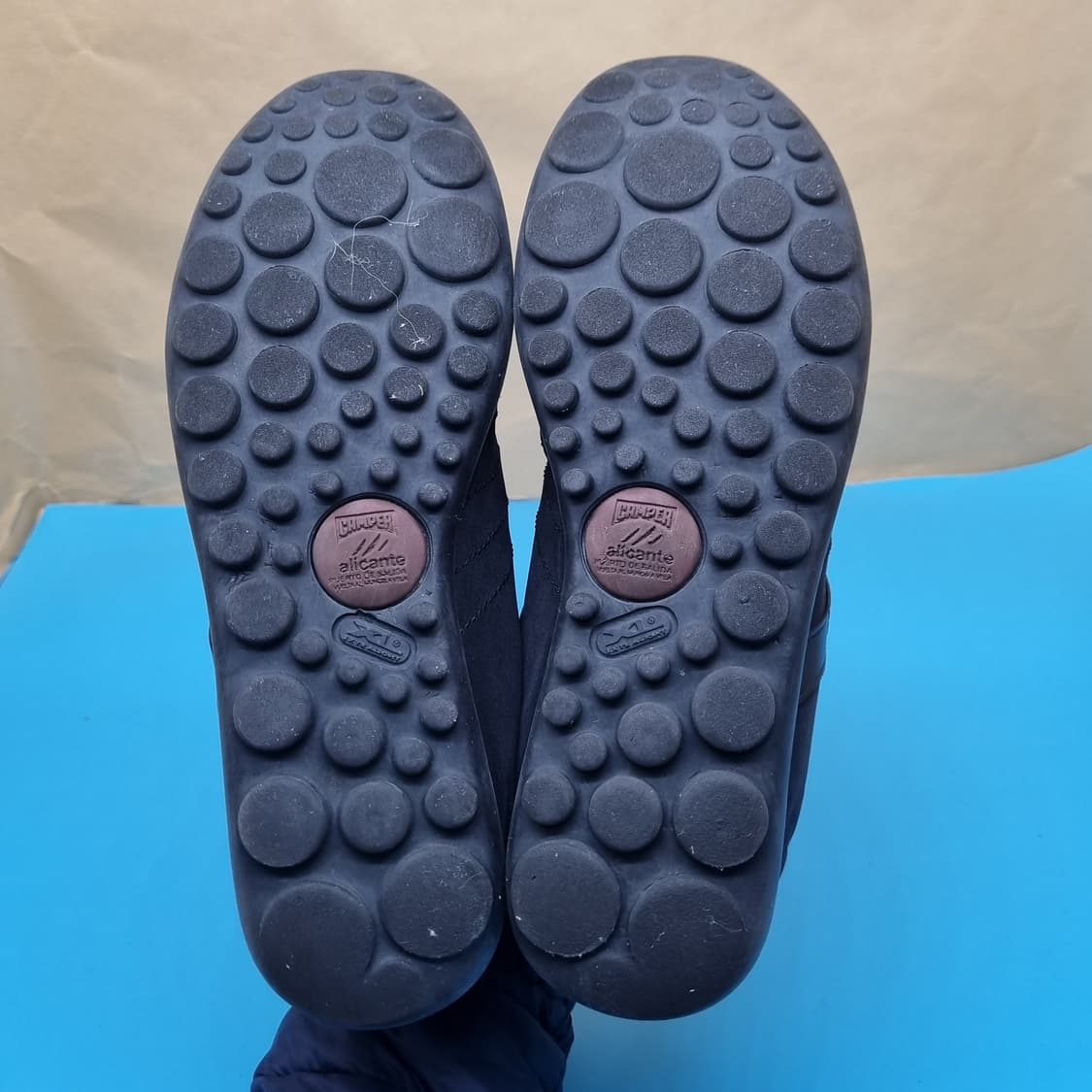 캠퍼 블랙 스니커즈39 250 상품이미지3