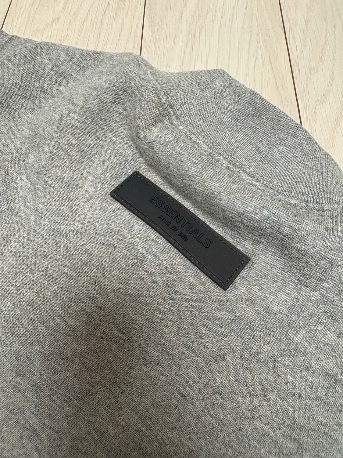 [95] 에센셜 피어오브갓 맨투맨 그레이 XS 상품이미지3