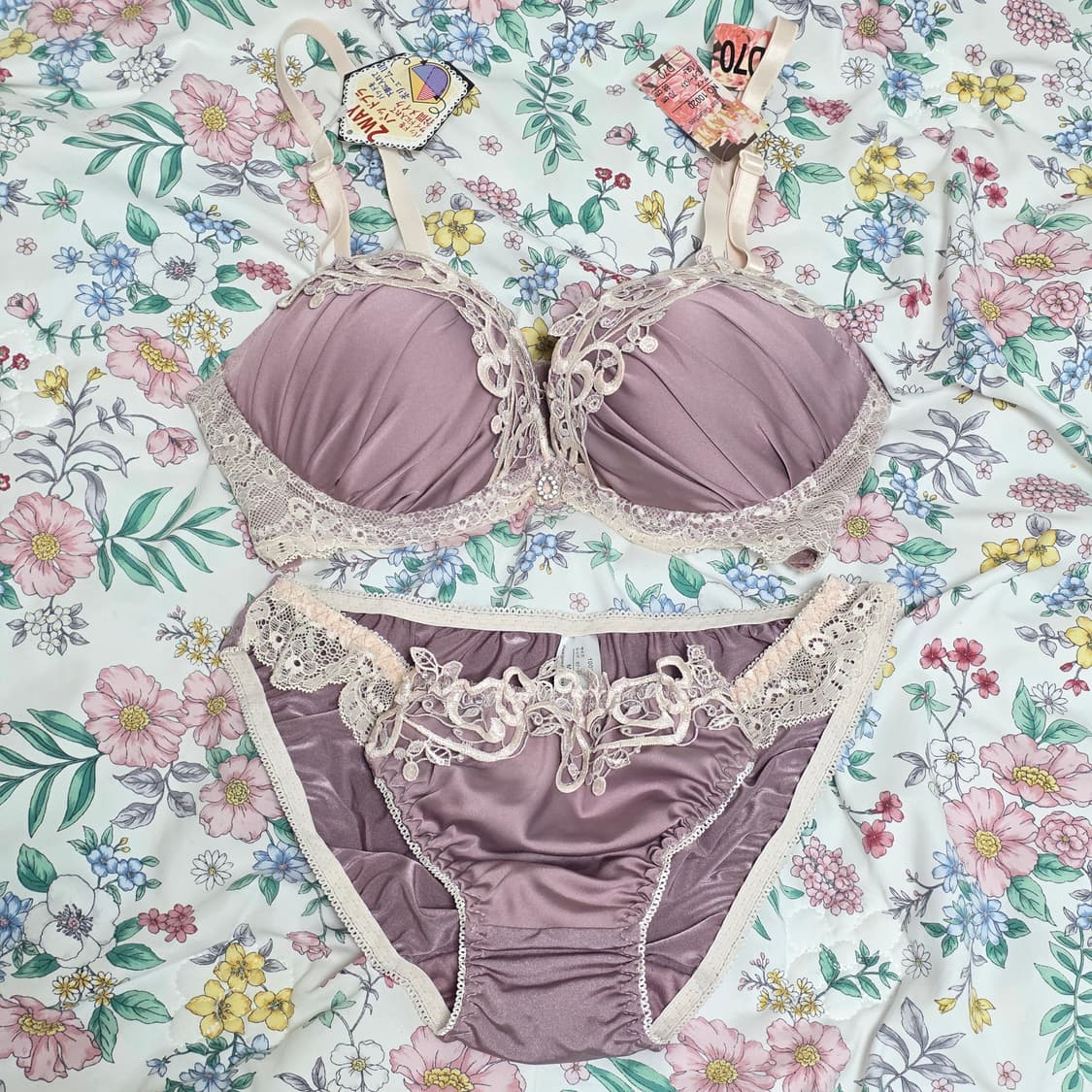 일본 빈티지 SANEI 언더웨어) 여성 자수 레이스 D70 브라속옷세트 상품이미지1