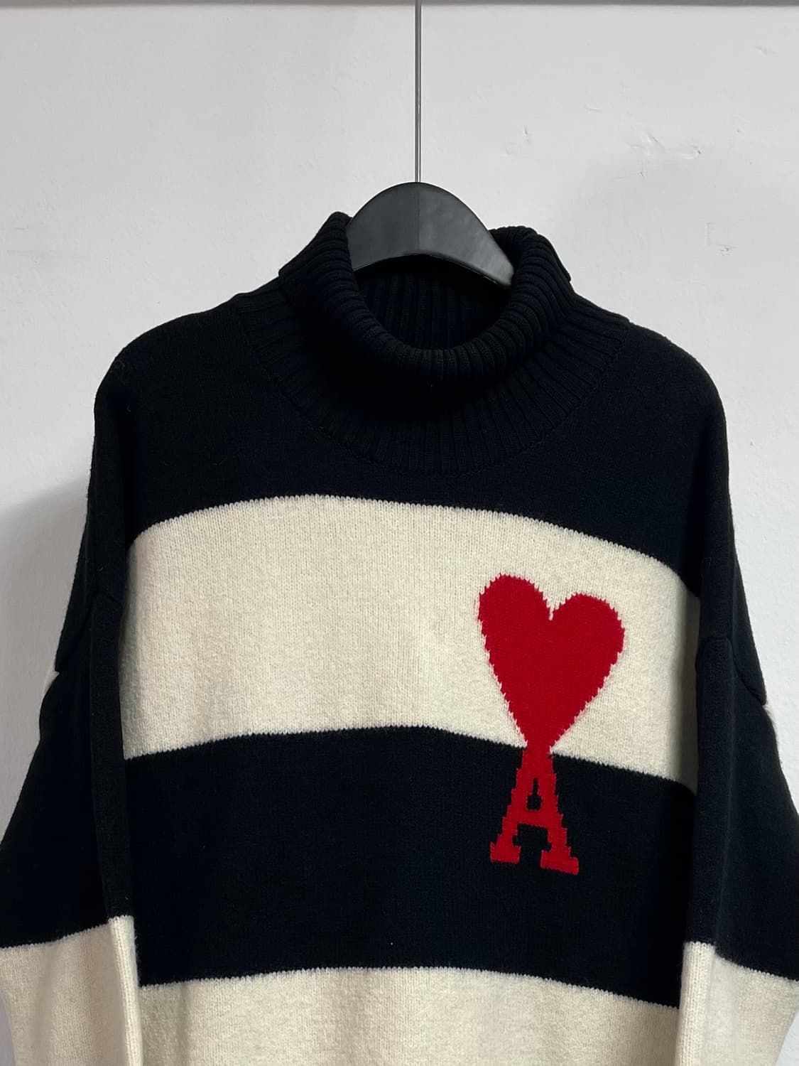 아미 단가라 목폴라 니트 (on.189)   상품이미지2