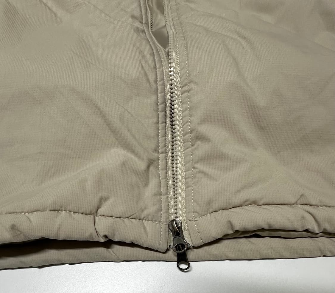 스투시 베이지 패딩 점퍼 상품이미지4