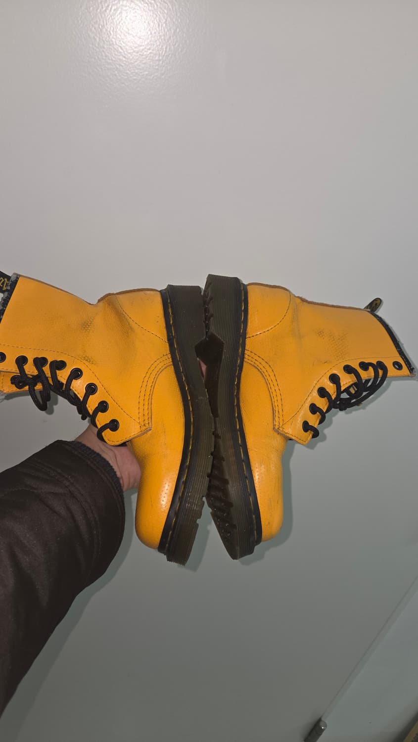 Dr. Martens Yellow Boots 250 상품이미지8