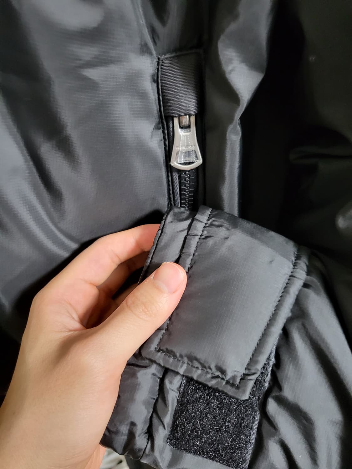 21FW 버버리 체크 리버시블 구스다운 패딩 m 상품이미지7