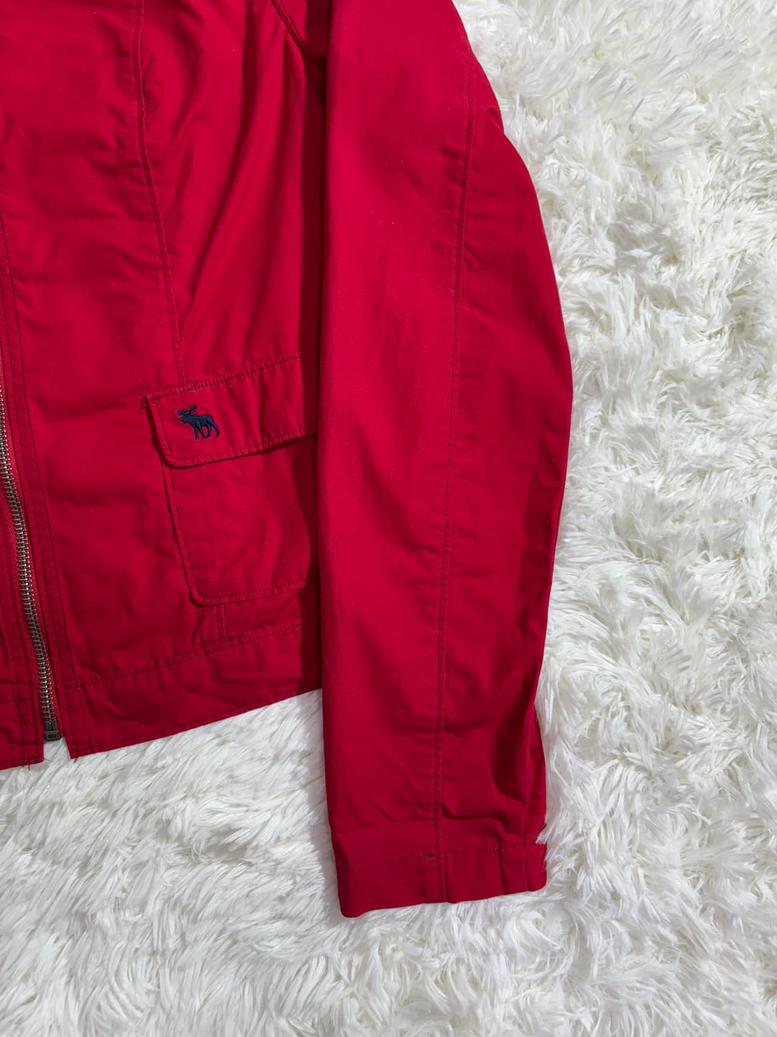 아베크롬비  레드 자수로고 트러커 자켓  상품이미지4