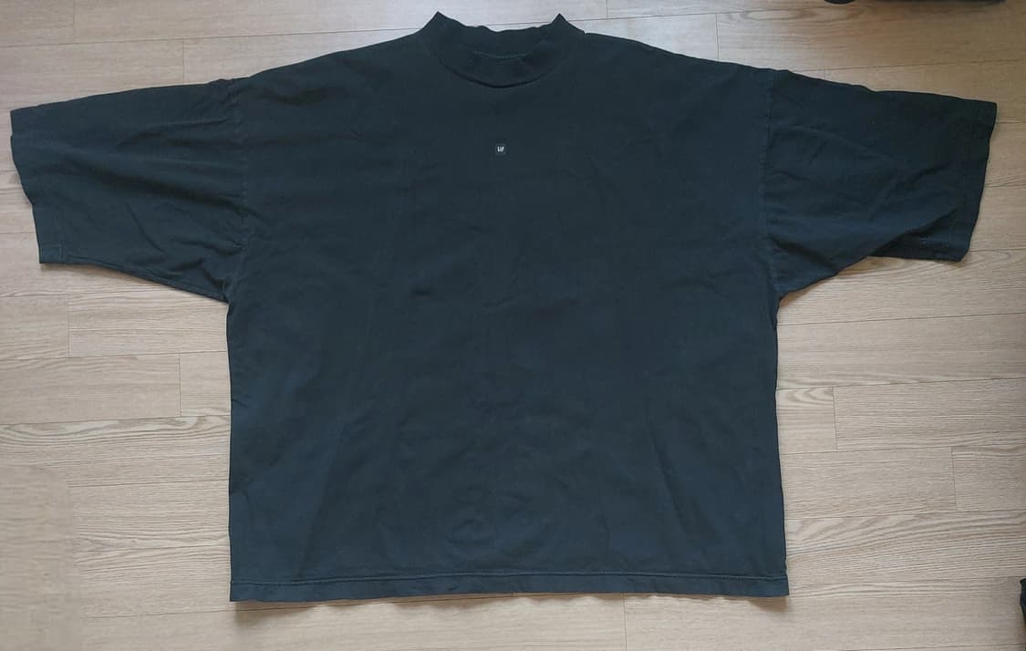 이지갭발렌시아가 로고 3/4슬리브 티셔츠 상품이미지1