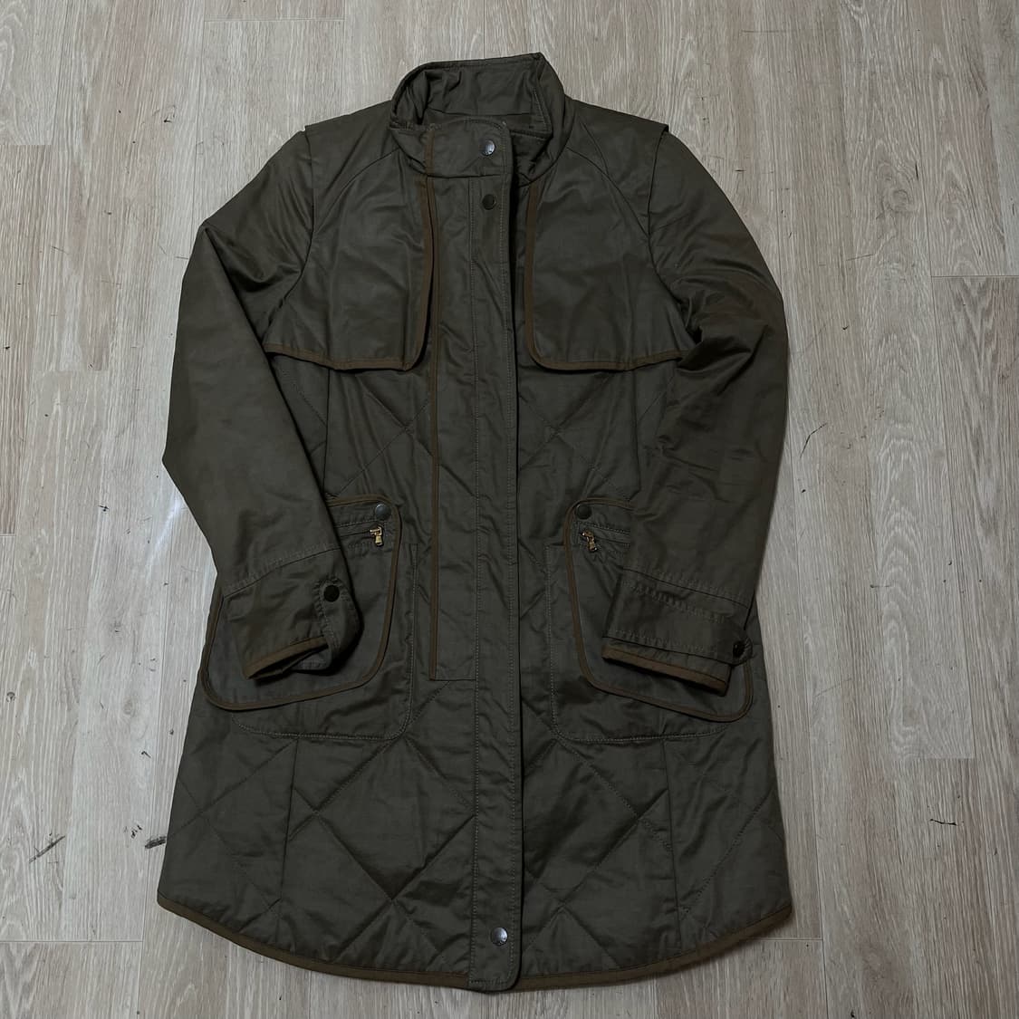 질바이질스튜어트 여성 롱 퀼팅점퍼 [카키] S/90 상품이미지1