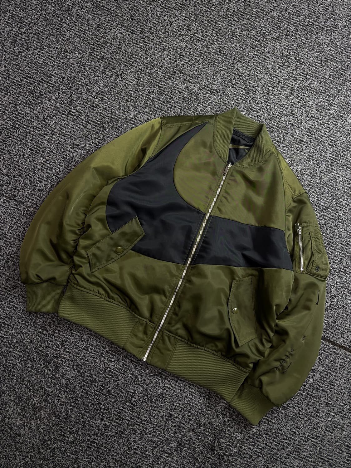 나이키 신형 빅시우시 써마핏 리버시블 봄버 자켓 2220 상품이미지1