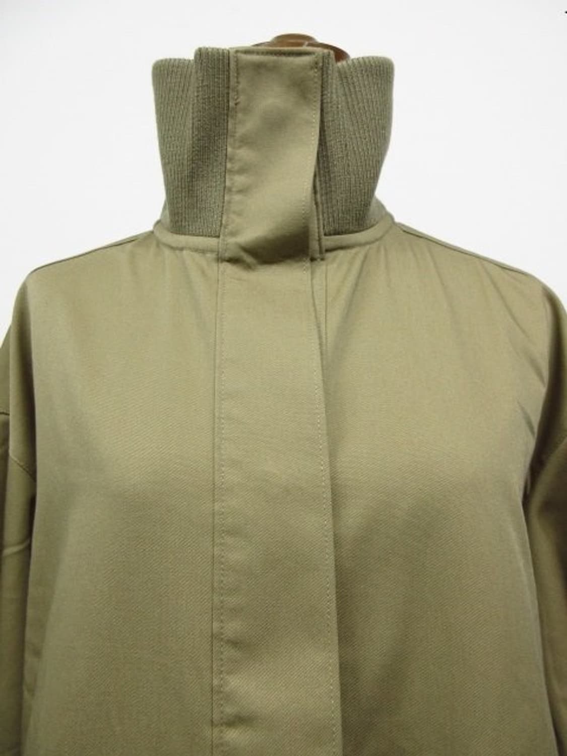 이세이미야케 아카이브 아임프로덕트 하이넥 롱코트 상품이미지3