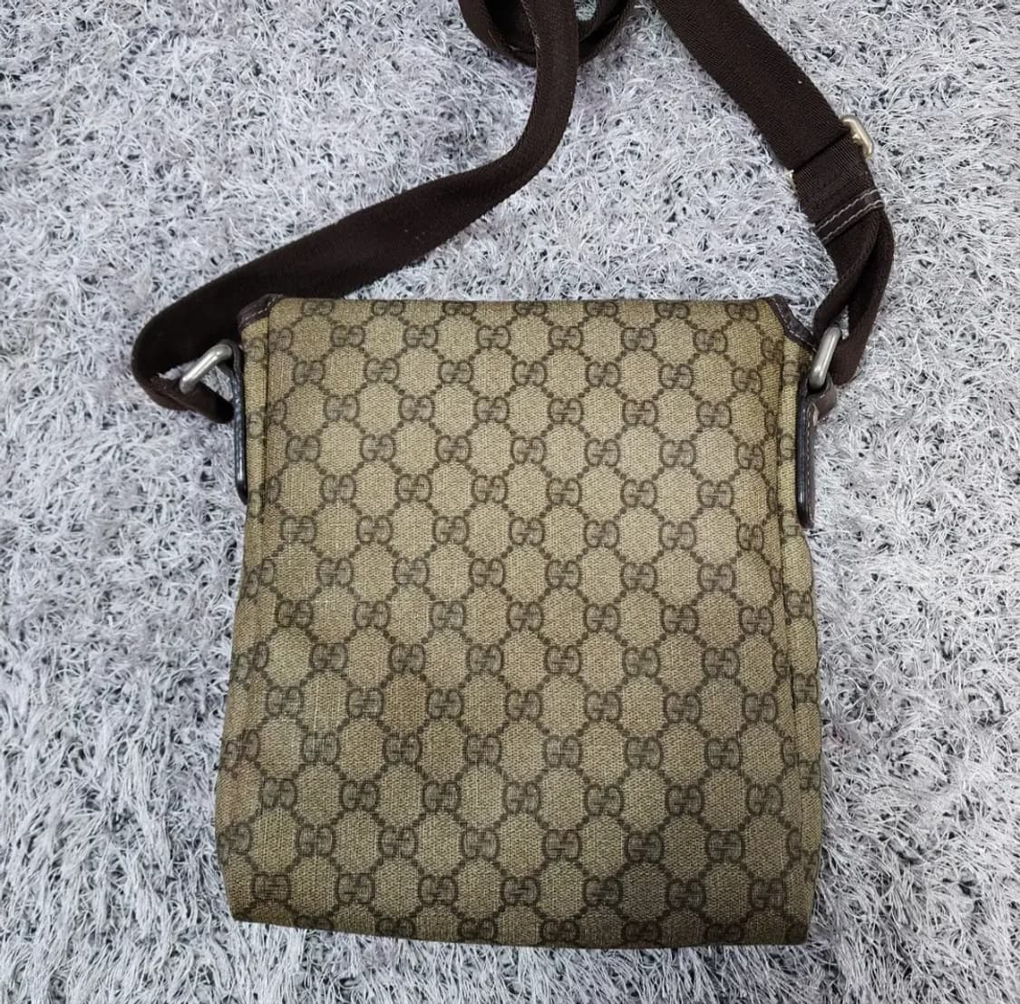 구찌 GG PVC 크로스백 상품이미지2