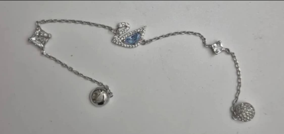 스와로브스키 다즐링 스완 팔찌 실버파랑 상품이미지2