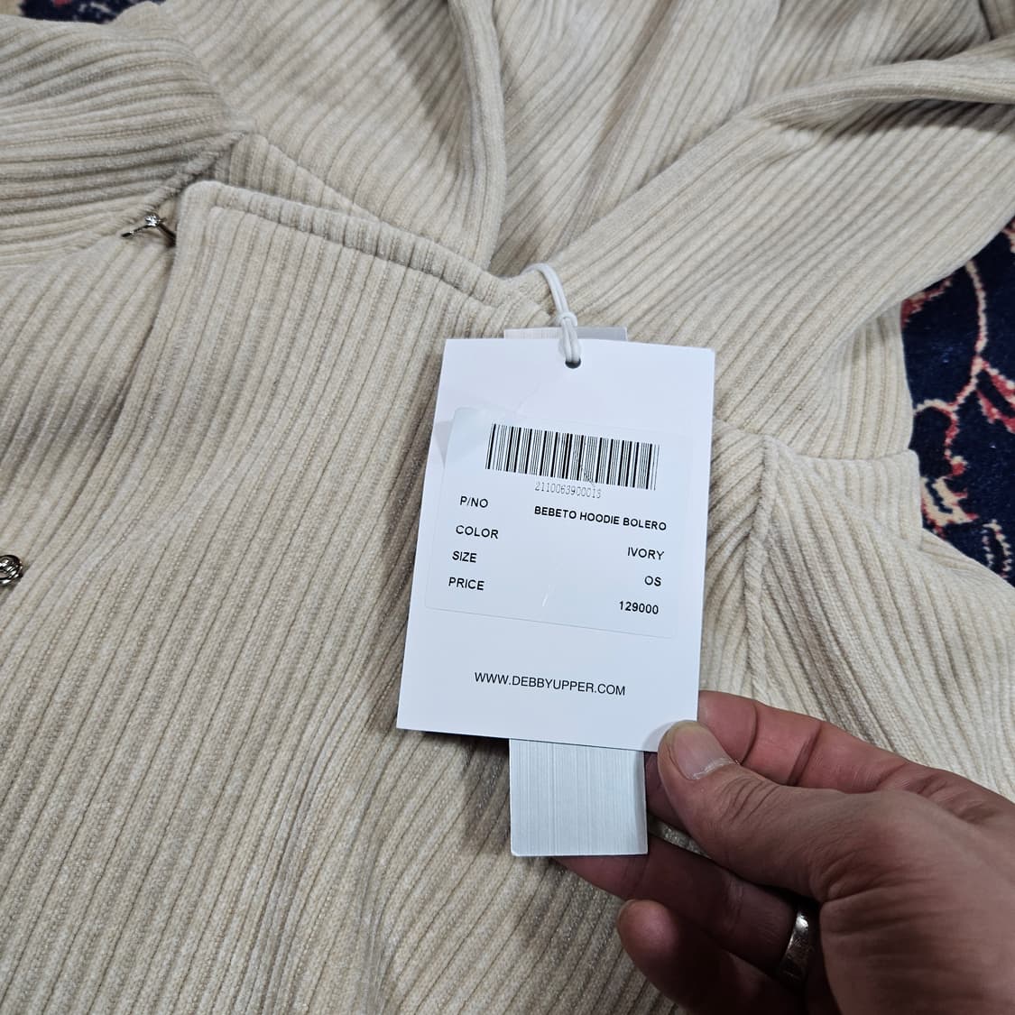 (새상품)데비어퍼(DEBBY UPPER) BEBETO 후드 크롭자켓 상품이미지7