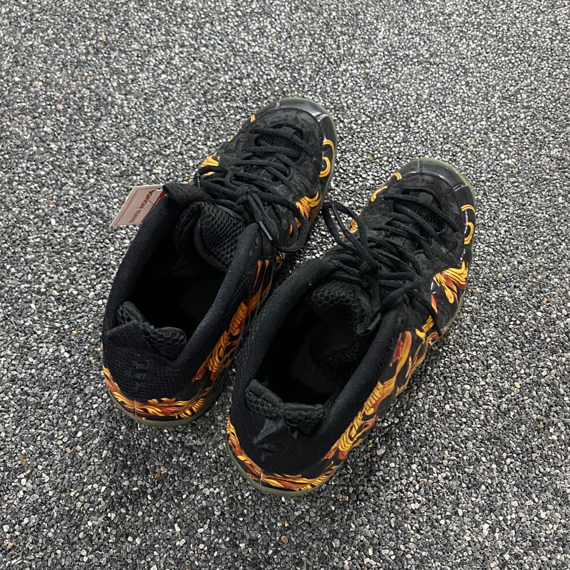 나이키 x 슈프림 에어 폼포짓 원 블랙 B4601 상품이미지6