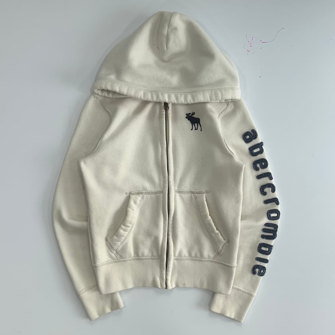 Abercrombie 아베크롬비 네이비 사이드로고 아이보리 후드집업 상품이미지3