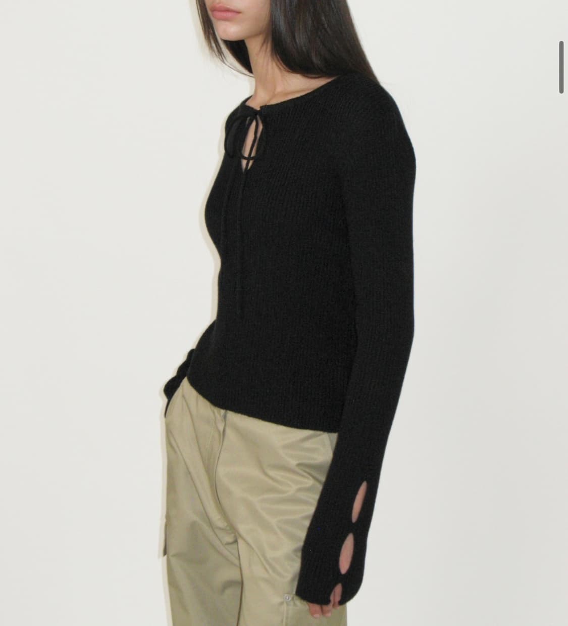 sunburnprinect string cut out knit 상품이미지1