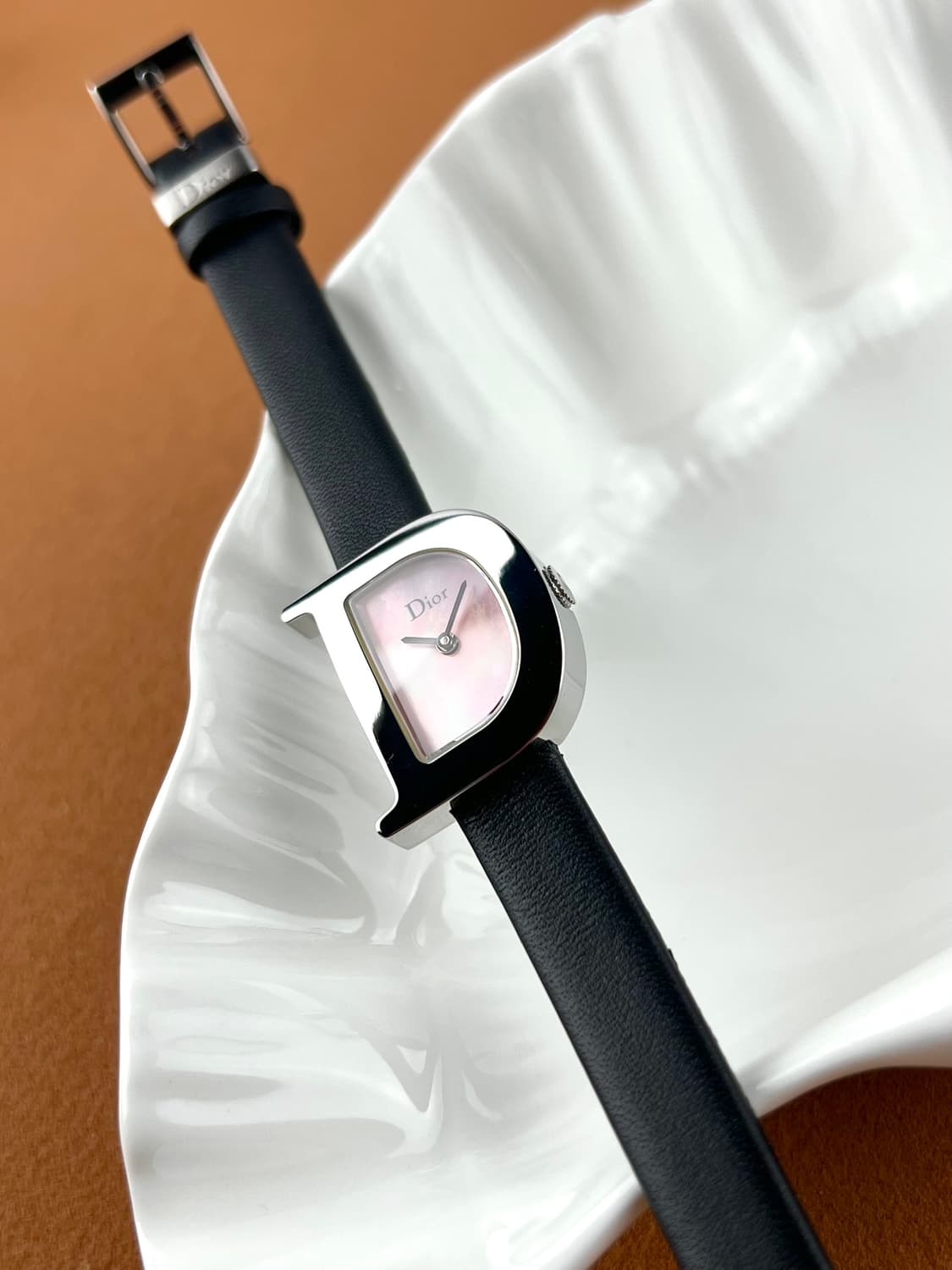 DIOR Lady D line pink shell watch 상품이미지6