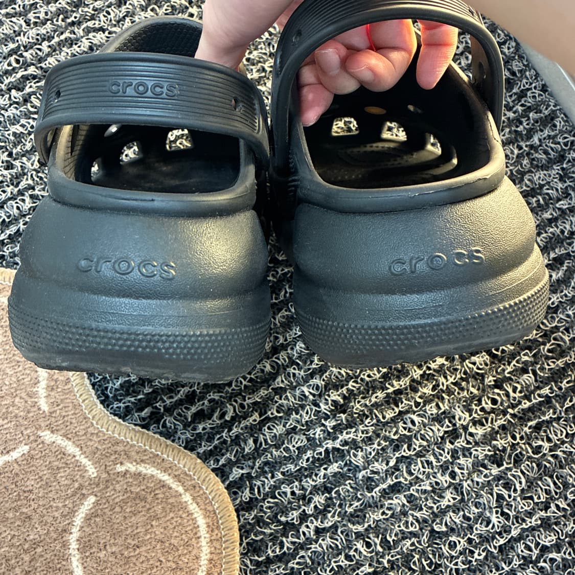 크록스 클래식 크러쉬 클로그 블랙 230(207521-001) 상품이미지5