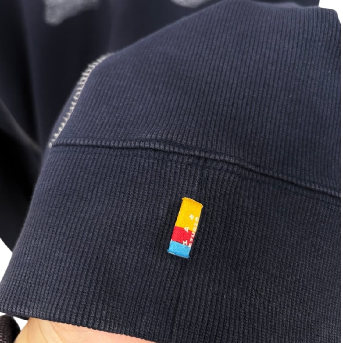 아이앱 LAB x LEE 맨투맨 상품이미지6