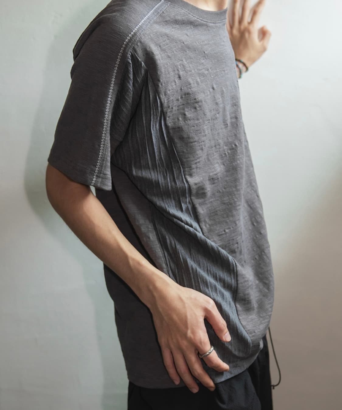 카락터 Crease half T-shirts / Charcoal 상품이미지4