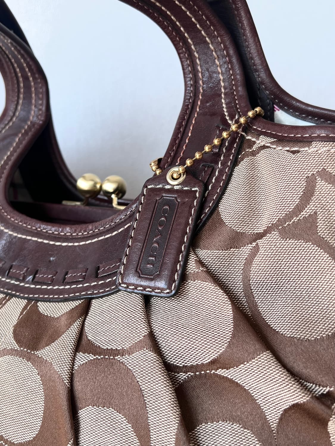 90s coach 다크 코코아 시그니처 자카드 레더 호보백 숄더백 상품이미지6
