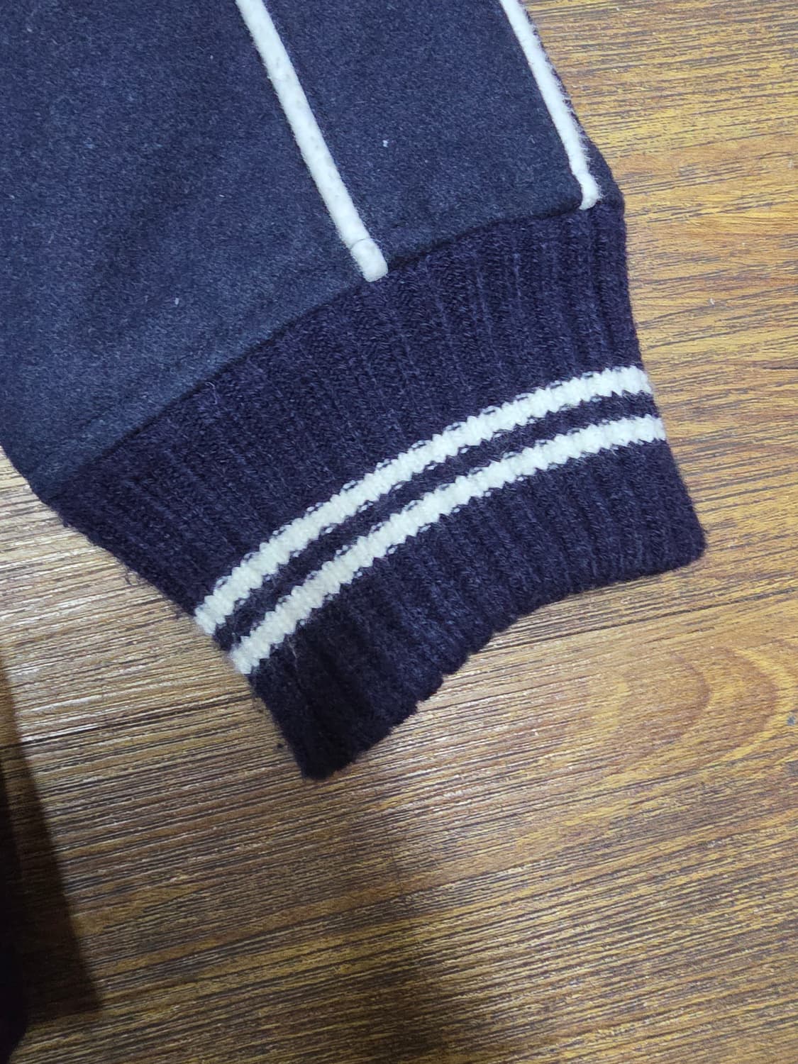 리버레이더스M.A.W어워드자켓

 상품이미지7