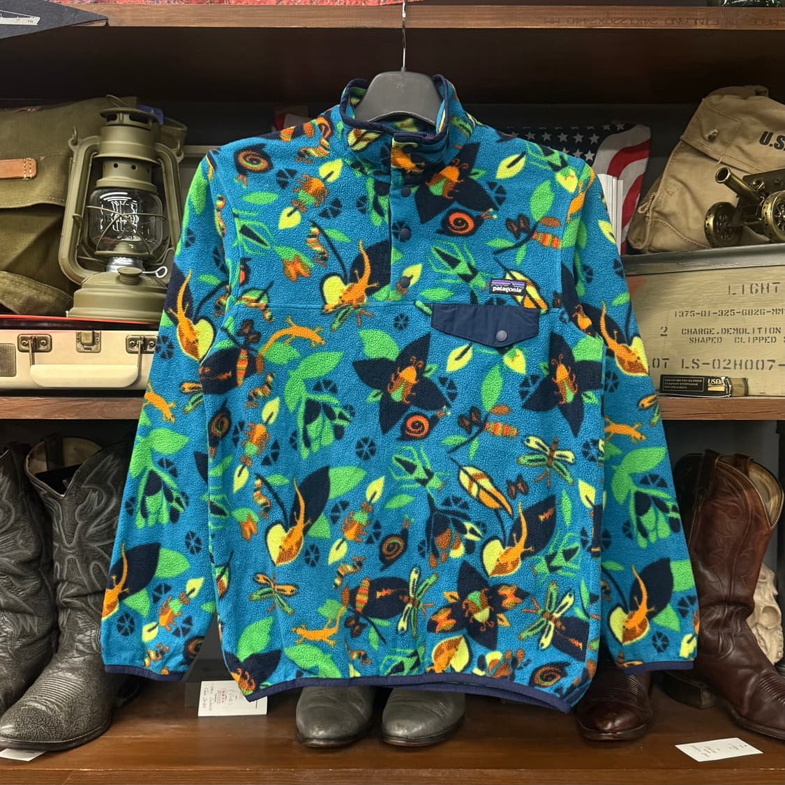 SP14 파타고니아 정글 버그 패턴 복각 풀오버 신칠라 플리스 아노락 상품이미지1