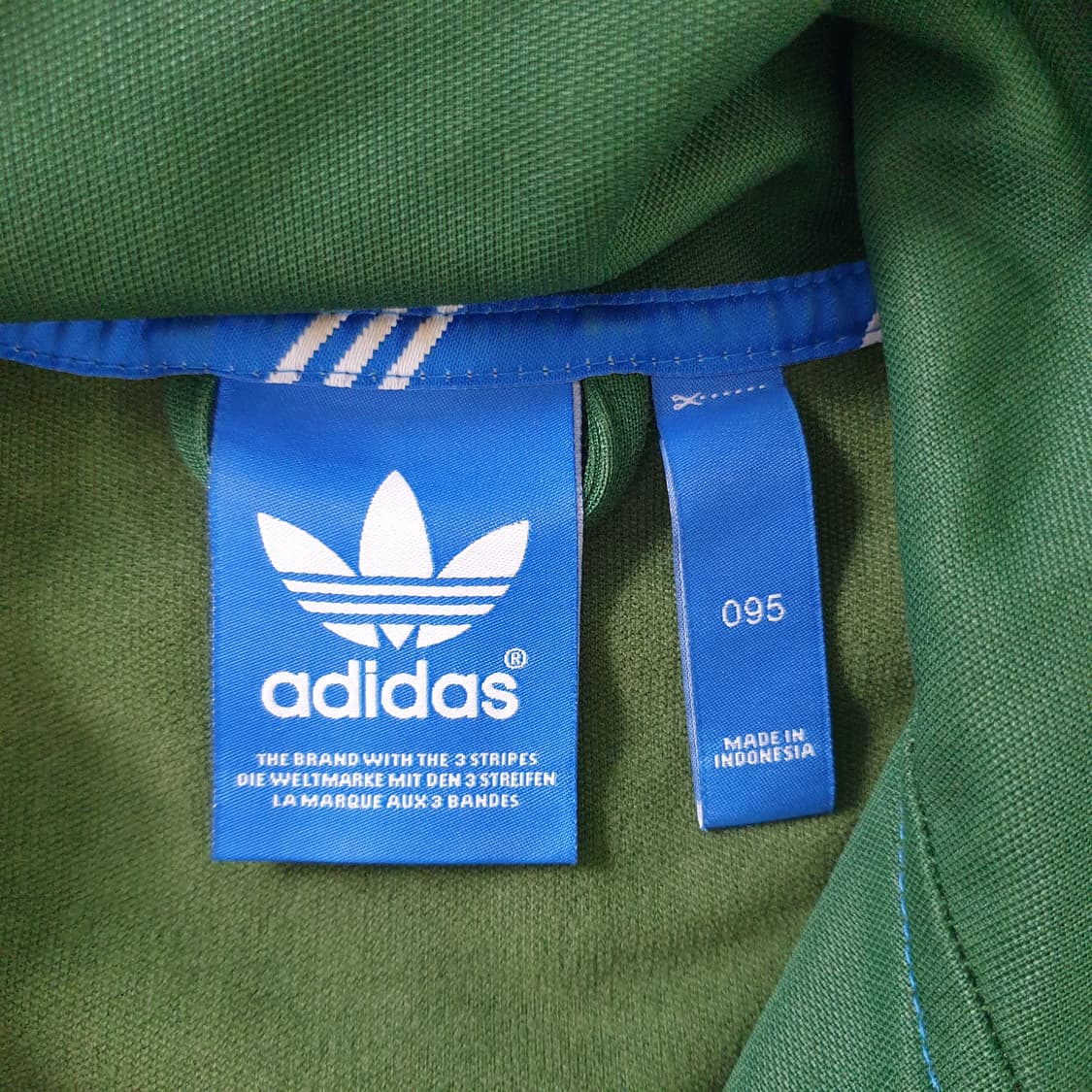 Adidas 삼선 트레이닝 자켓 상품이미지2