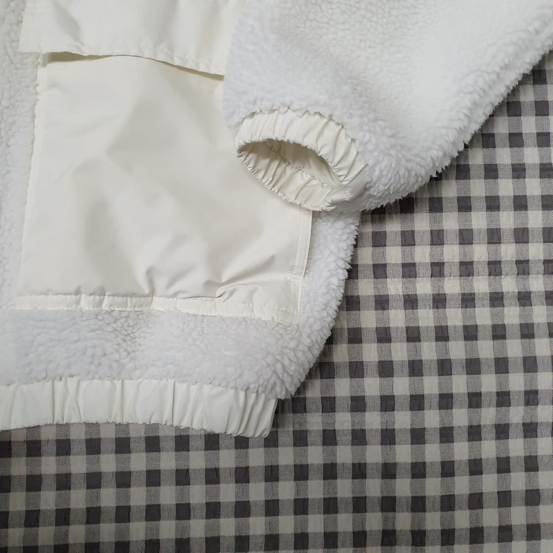 아디다스 쉬르파 간절기 플리츠 후드집업 남자95 상품이미지5