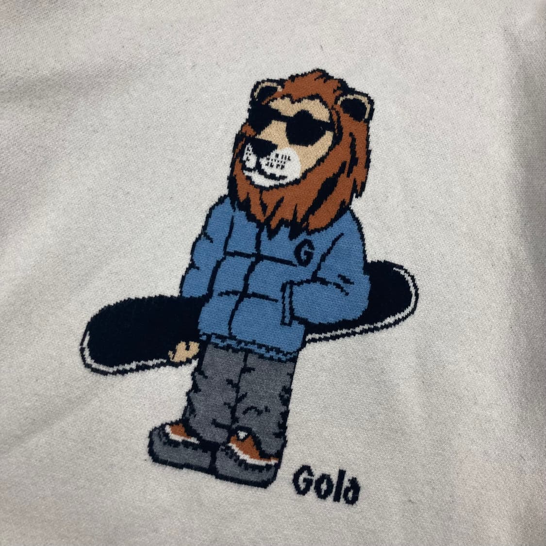 골라 아이보리 컬러 캐릭터 빅로고 니트 상품이미지2