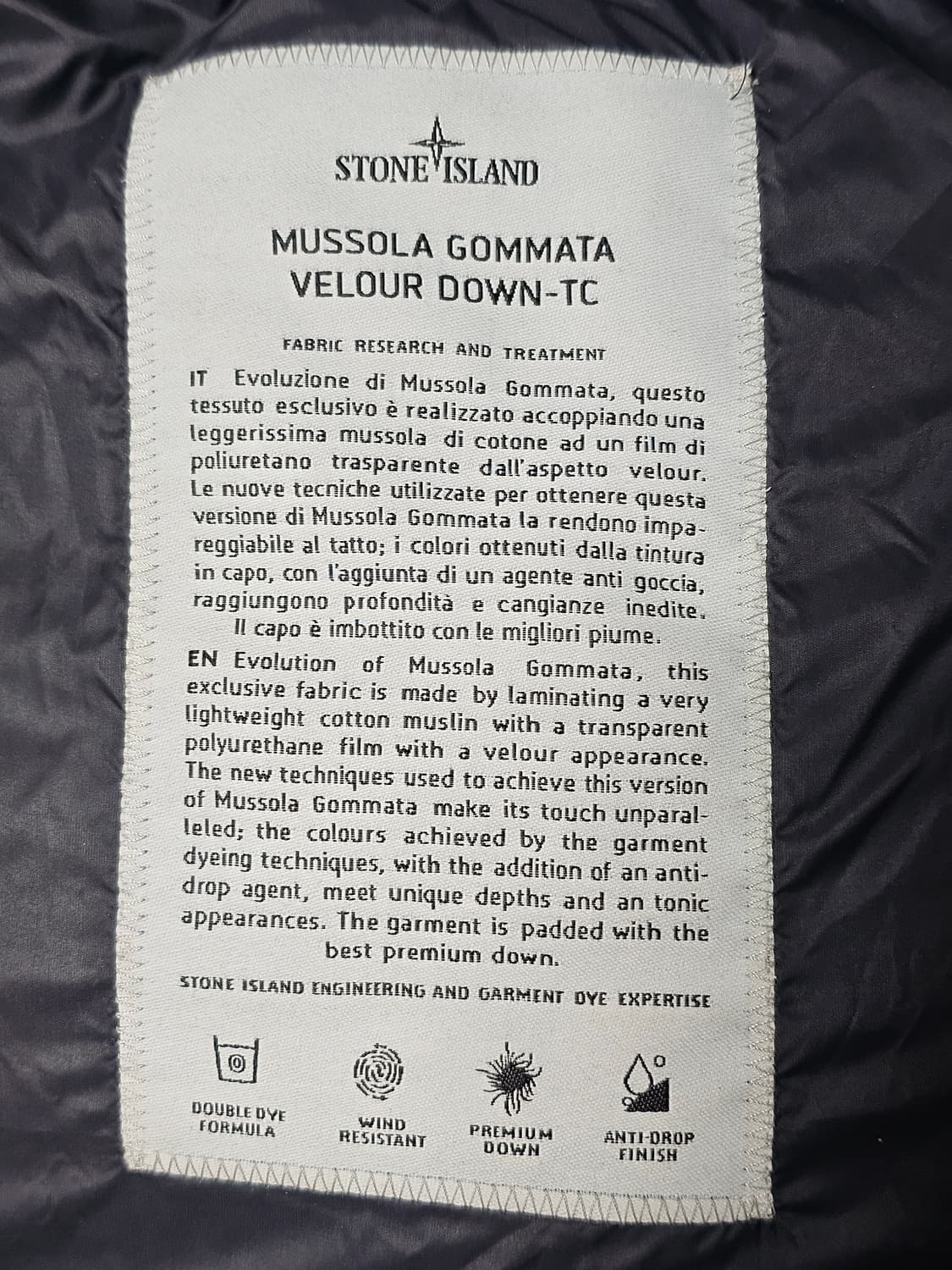 스톤아일랜드 MUSSOLA GOMMATA VELOUR DOWN-TC 패딩 상품이미지7