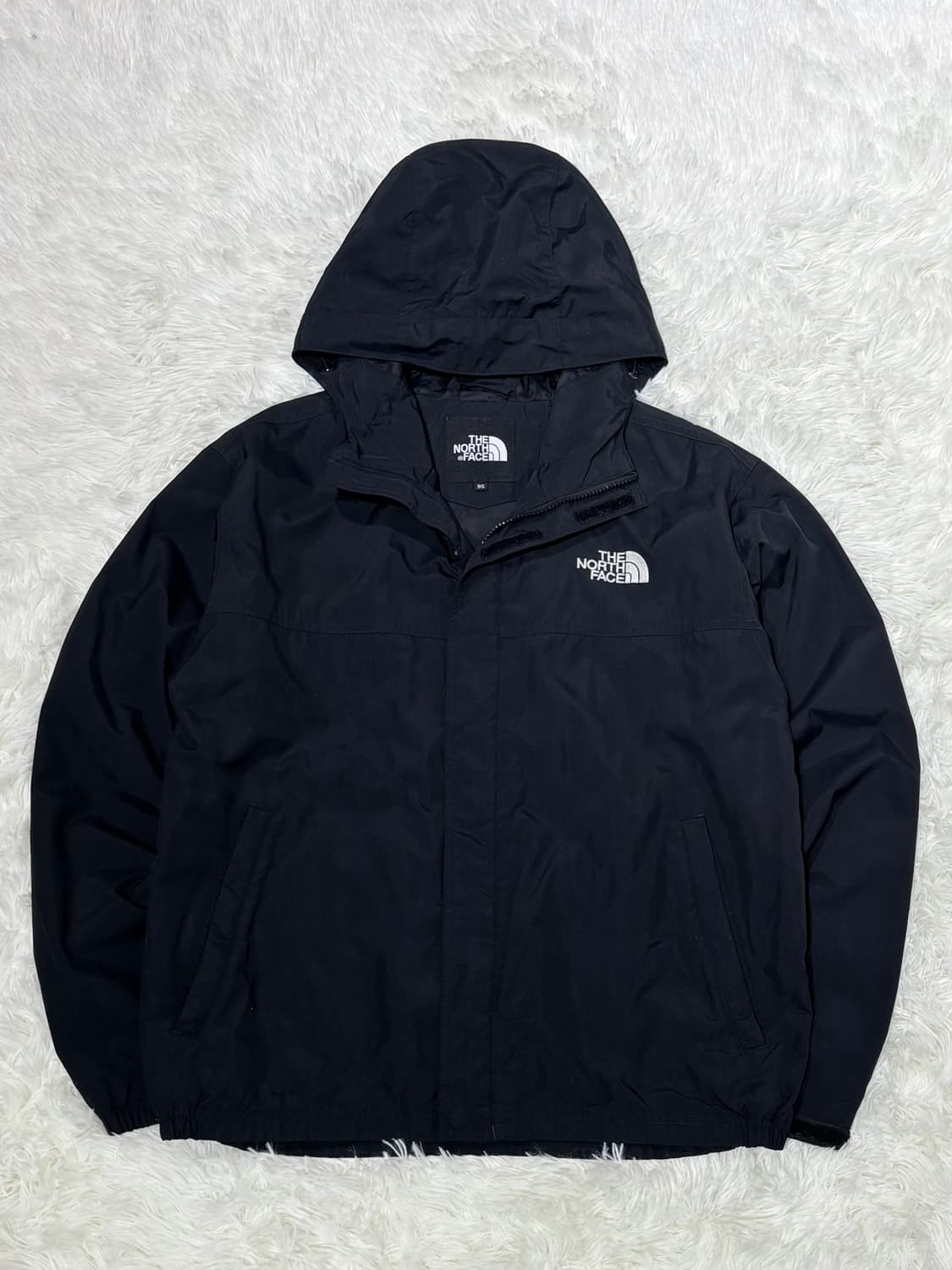 노스페이스 블랙 스몰로고 바람막이 상품이미지5