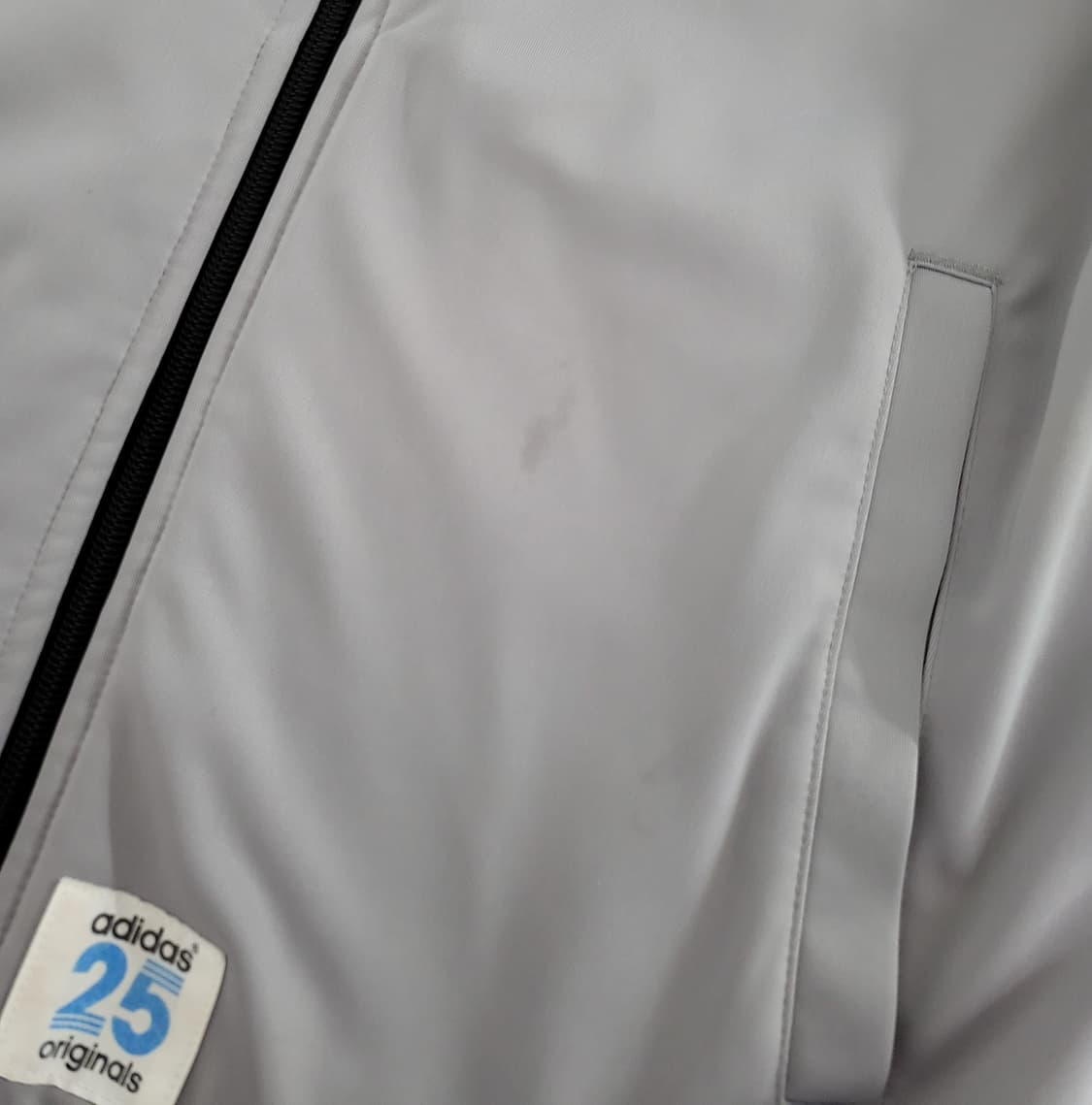 아디다스 니고베어 회검 져지 트랙탑 상품이미지6