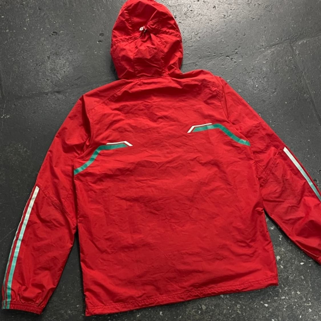 95-100 아디다스 리버풀 바람막이 상품이미지6