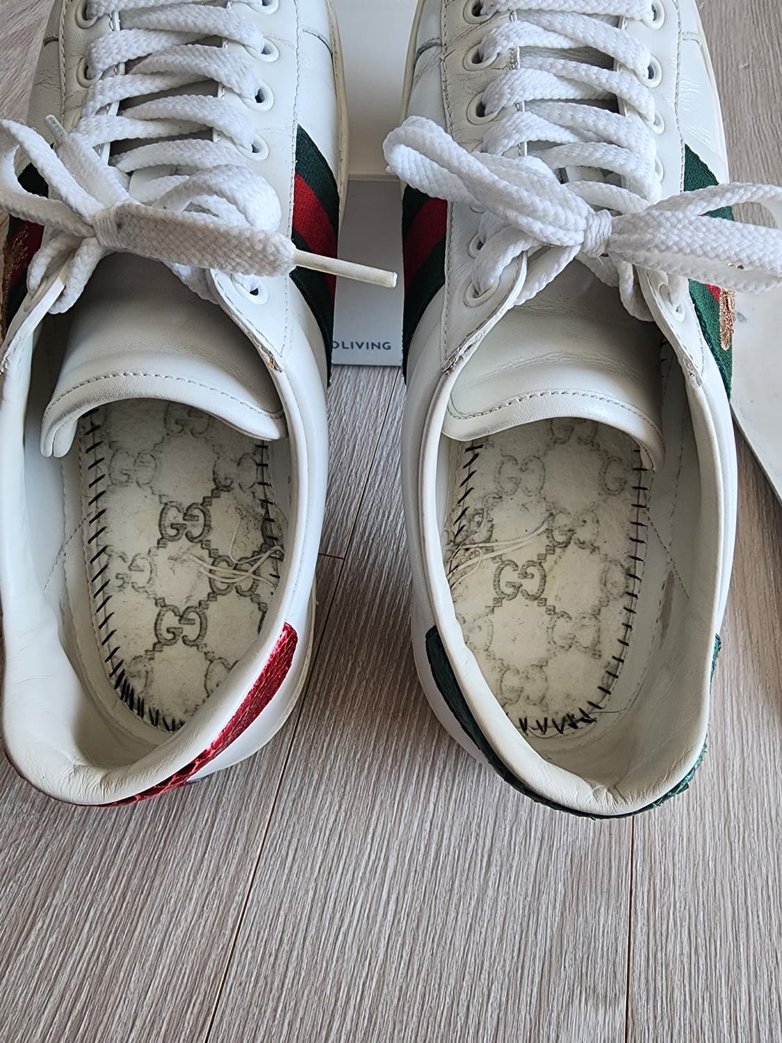 구찌 꿀벌 에이스 스니커즈 정품 판매합니다  상품이미지4