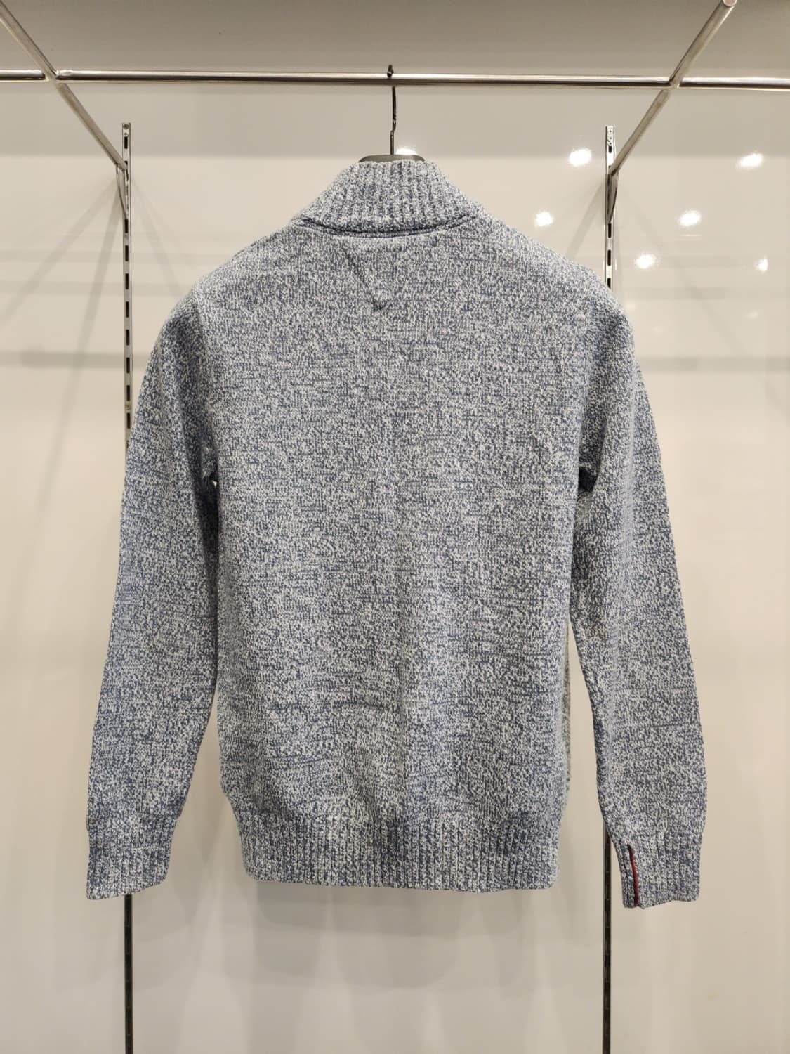 타미힐휘거 버튼넥니트164(최상급) 상품이미지2