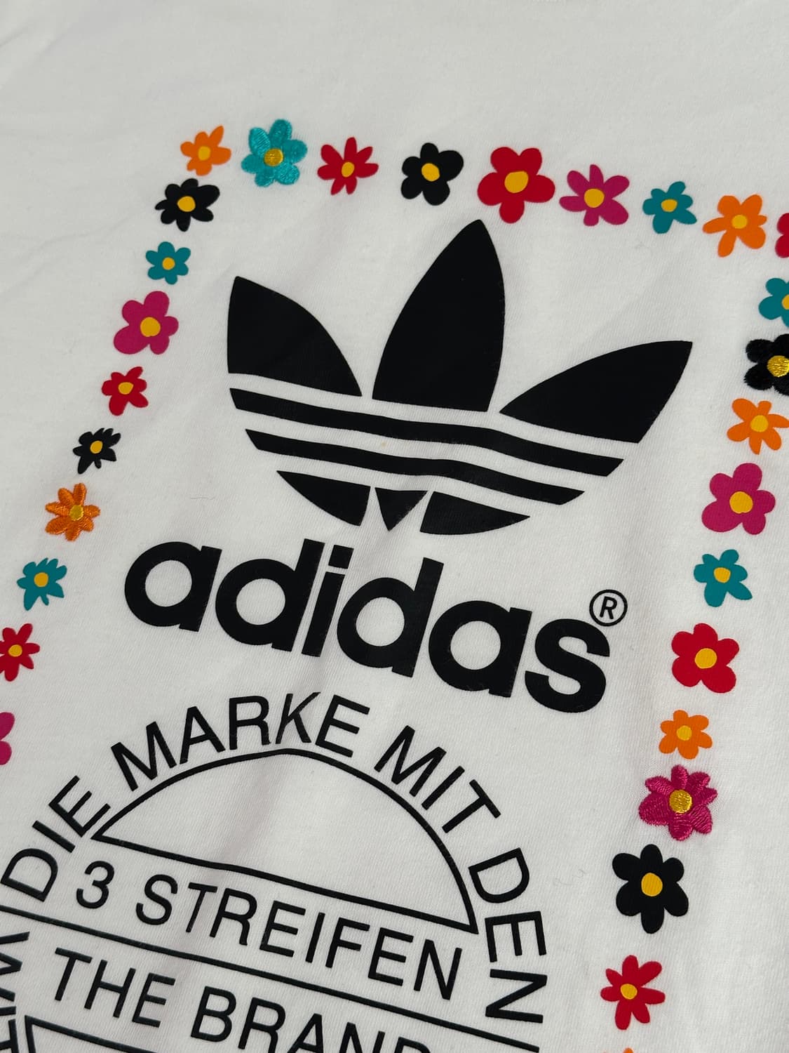Adidas 퍼렐윌리엄스 플러워 티셔츠 95 상품이미지2