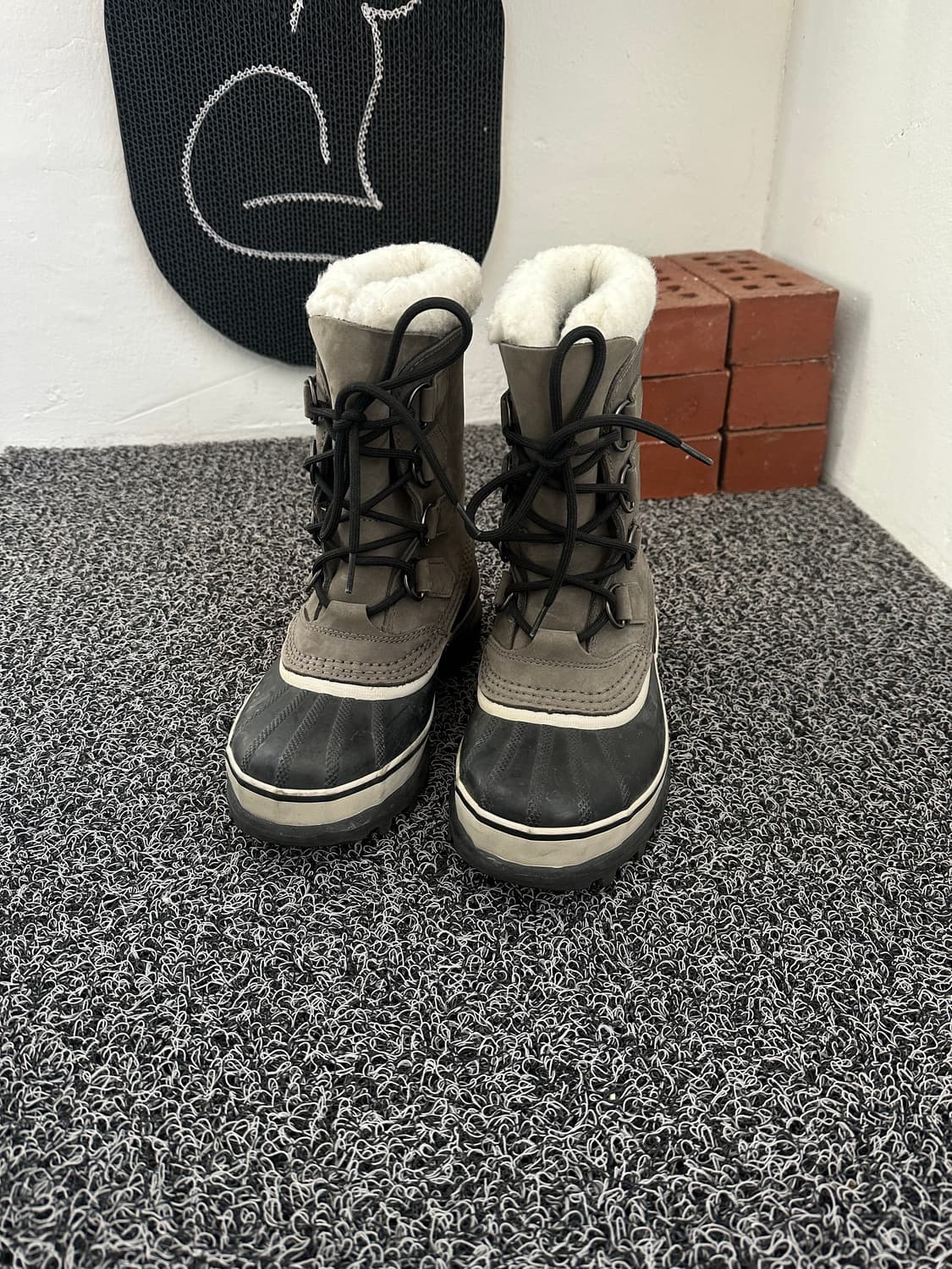 쏘렐 카리부 여성 방한 부츠 그레이 220mm 상품이미지3