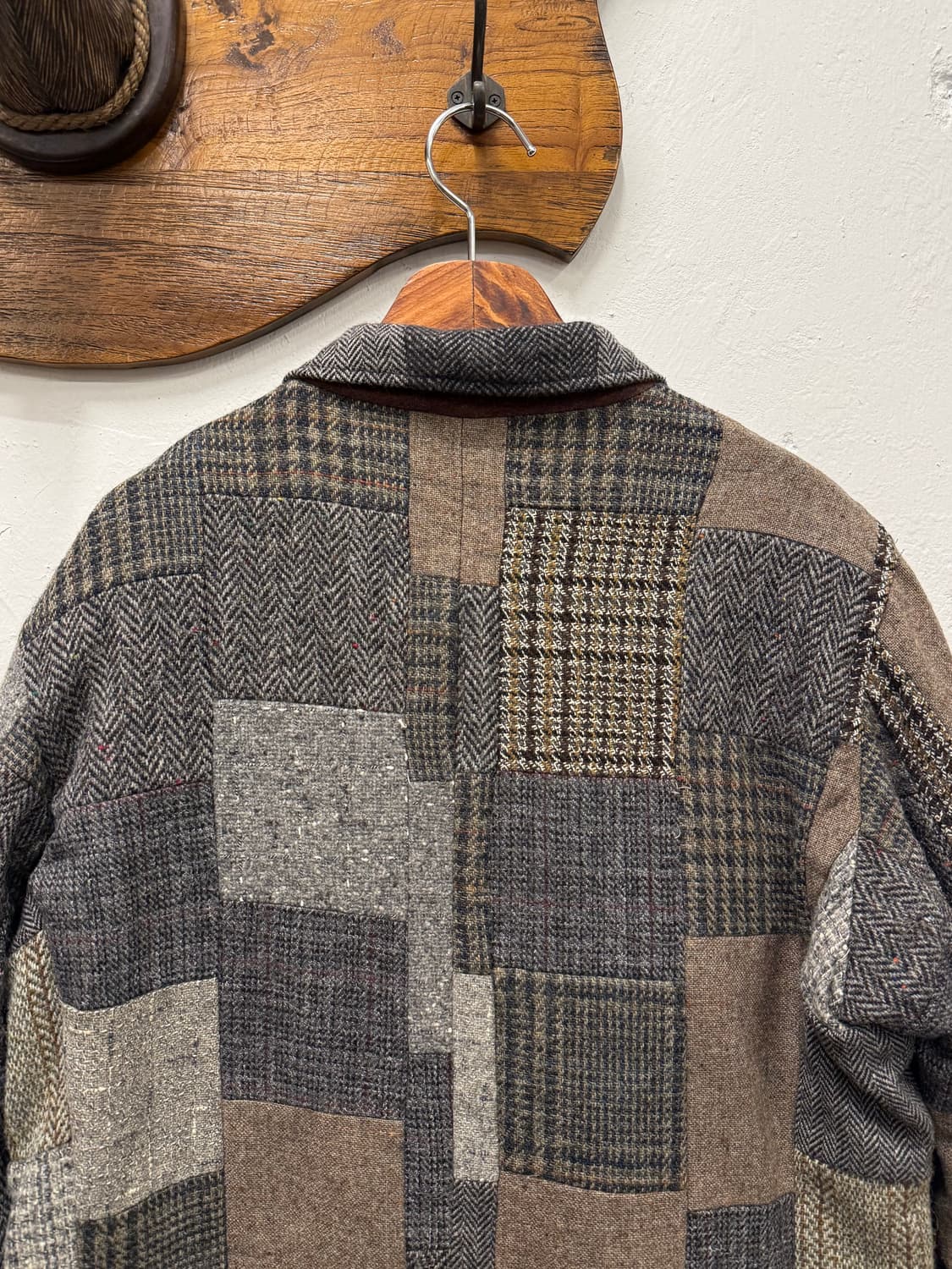 L) BEAMS+ Patchwork Wool Blazer 상품이미지7