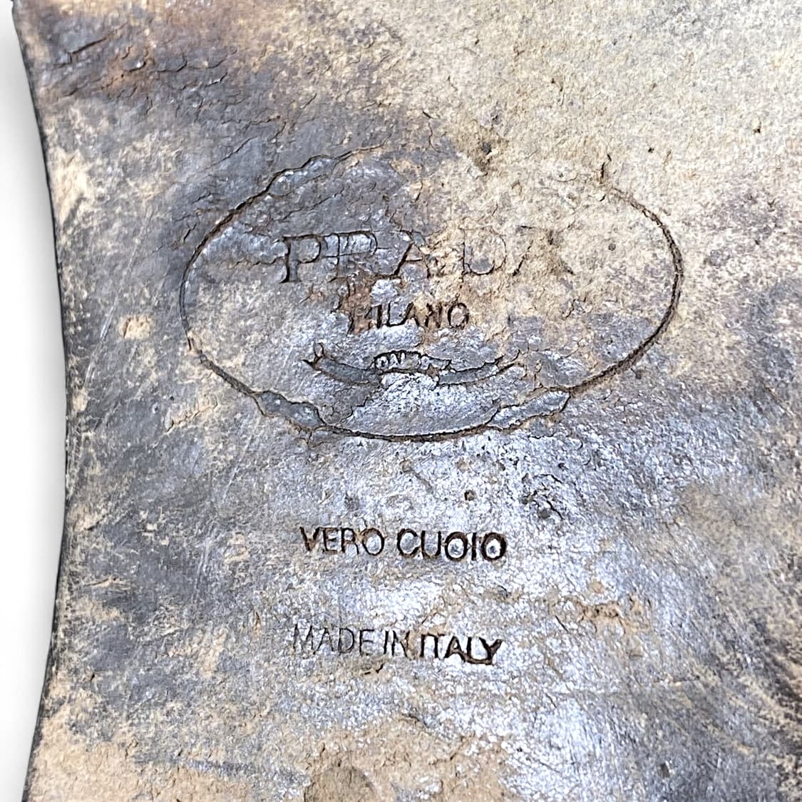 프라다 브러시드 레더 더비슈즈 레이스업 상품이미지9