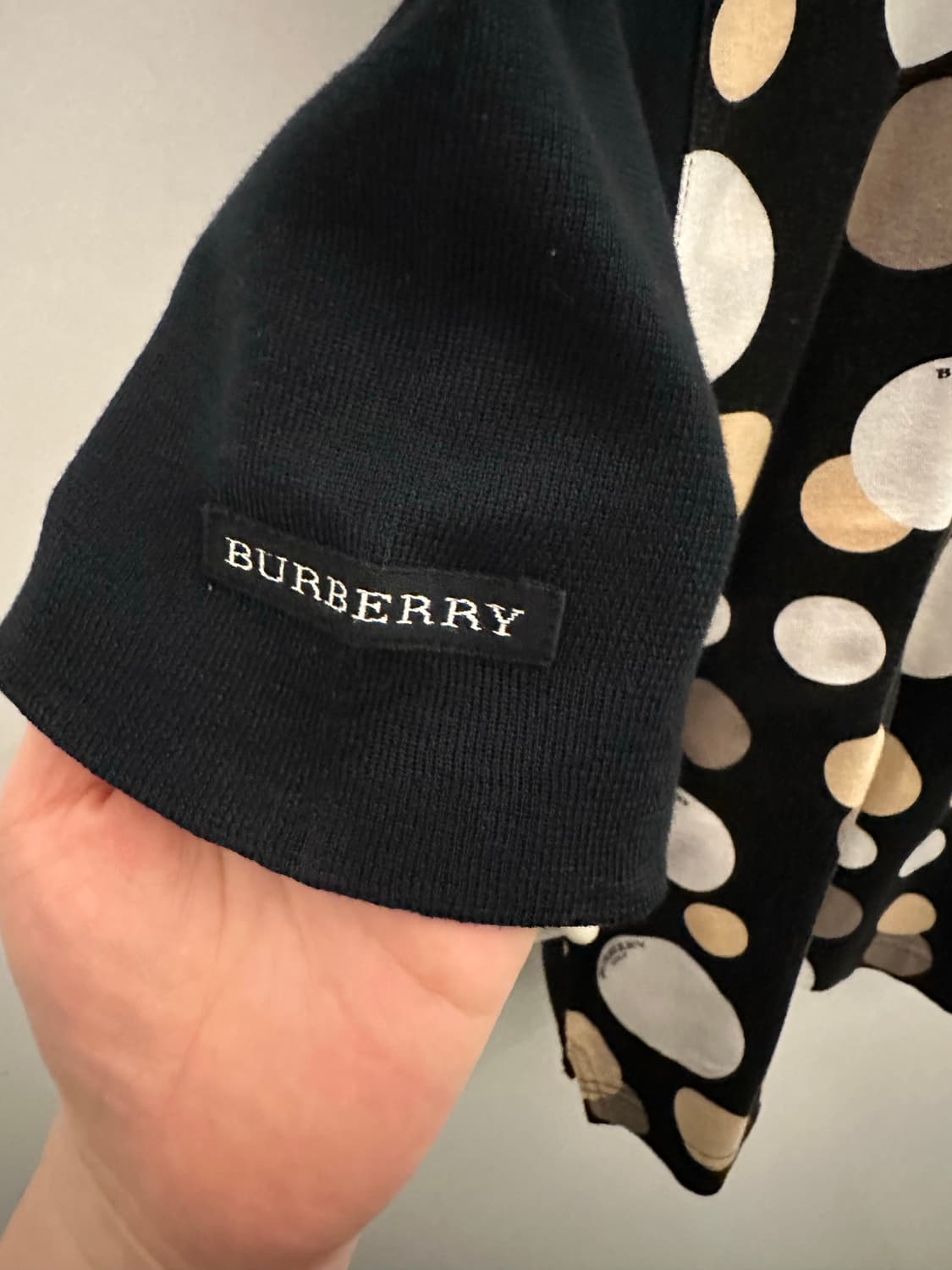 BURBERRY 버버리 도트 블랙 반집업 상품이미지4