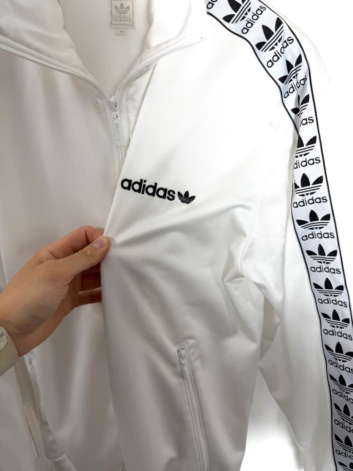 아디다스져지 아디다스트랙탑 희귀져지 화이트져지 아디다스 상품이미지3