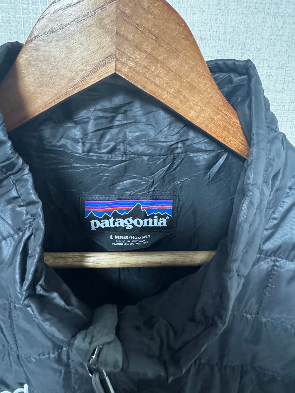파타고니아 남성 경량패딩 조끼 블랙 L 상품이미지5