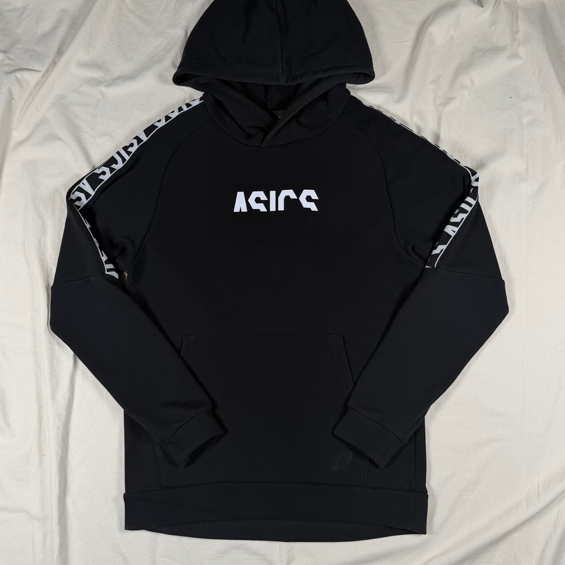 아식스 후드 상품이미지1